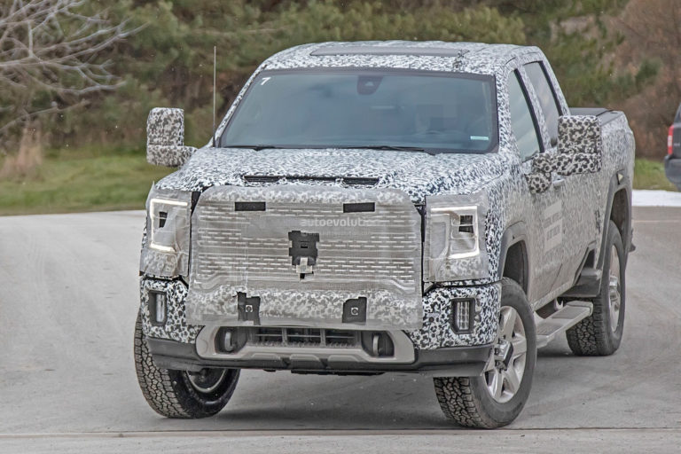 2020 GMC Sierra HD Spied In Denali Crew Cab Configuration 