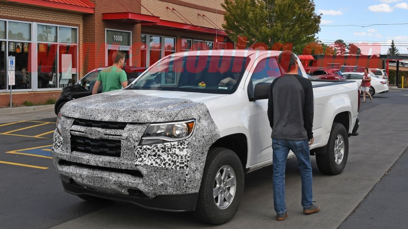 2021 GMC Canyon And Chevy Colorado Front End Spy Shots 