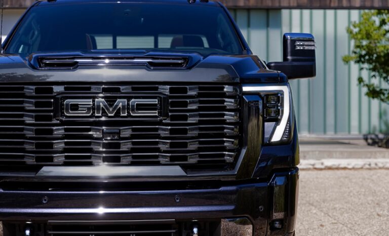 2024 GMC Sierra Denali Exterior