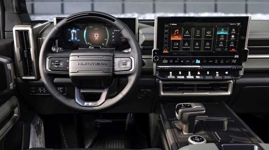 2024 GMC Hummer EV Interior