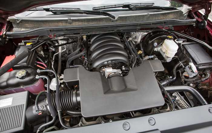 2024 GMC Sierra 3500HD Engine